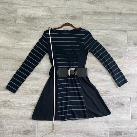 Papaya Black With Gray Stripe Long Sleeves Dress with Belt Size M - Picture 5 of 7